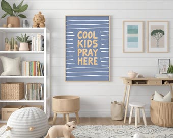 Lámina con la frase "Los niños rezan aquí", decoración azul para habitación infantil (descarga digital)