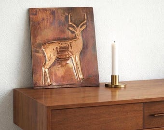 Modern koperen hertenreliëf uit het midden van de eeuw – muurkunst 18 x 23 cm