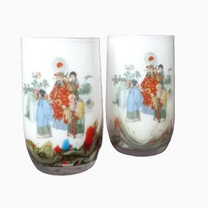 Vintage Chinoiserie Tumblers: Chinese Emperor Court Scene - Dalian 1960s - Set of 2