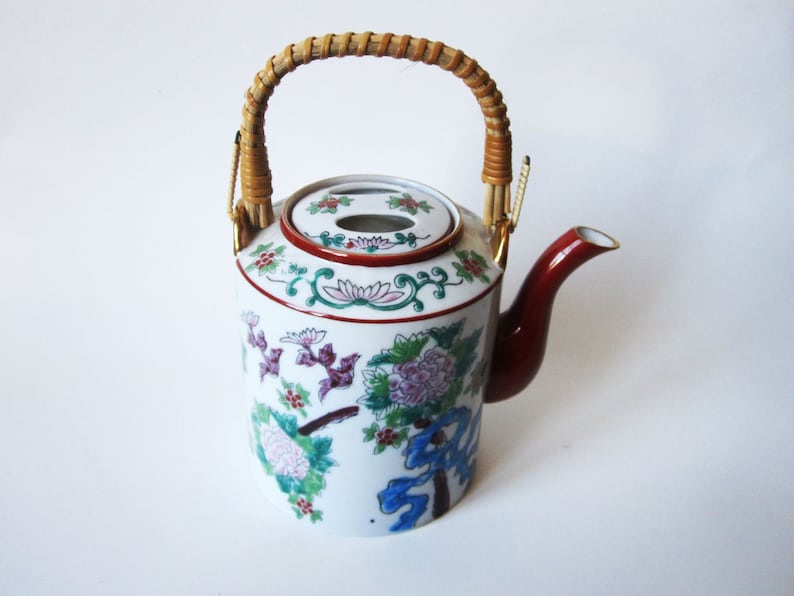 Traditional Chinese Porcelain and Wicker Teapot 70s 3-4 Cup Porcelain Gilt Trimmed Teapot Wicker Handle