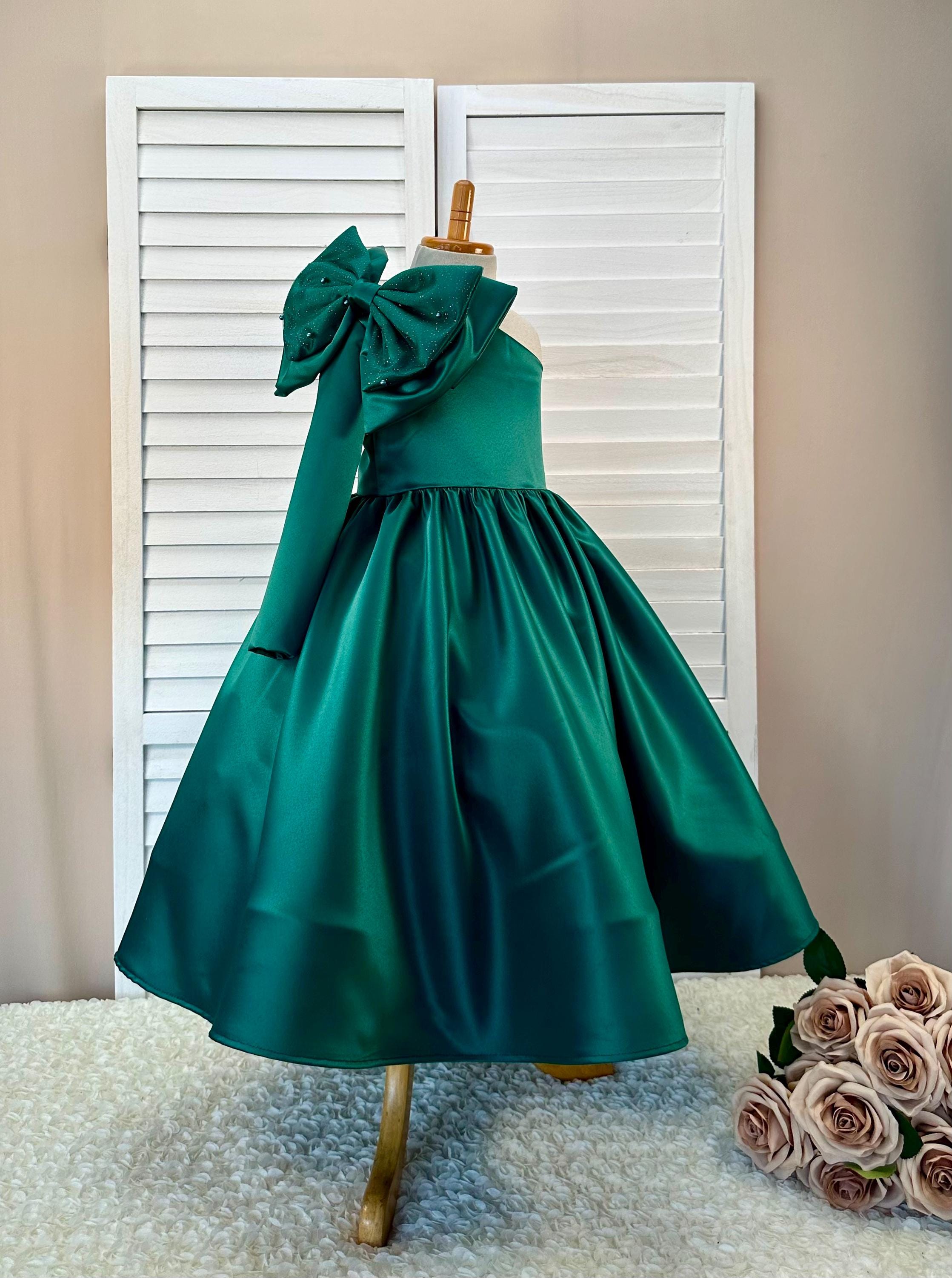 green emerald velvet dress Green Lace Flower Girl Dress Wedding Party Dress – TANYA BRIDAL main image 0