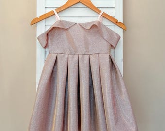 ブラッシュグリッターオフショルダードレス：幼児、フラワーガール、ブライズメイド