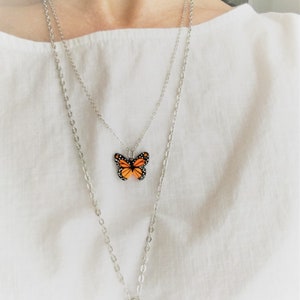 Collier papillon, collier monarque délicat image 2