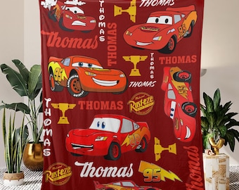 Kocyk dla dziecka z imieniem Lightning McQueen, prezent na baby shower, wystrój domu Disney, spersonalizowany koc z motywem samochodów, prezent urodzinowy Disney Cars dla chłopca