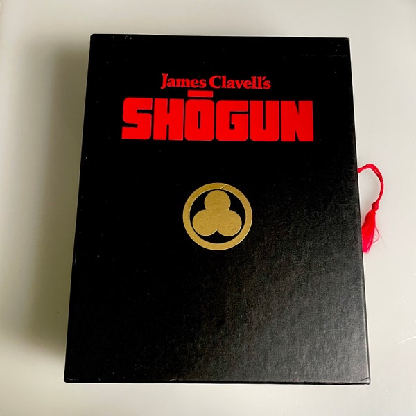SHOGUN! Boxed Set of 4 VHS, Hi-FI Cassettes in Near Mint Condition, James Clavell Novel!