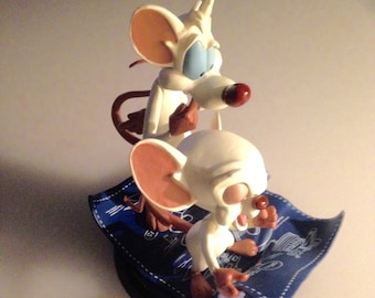 PINKY & the BRAIN! These Two Adorable Warner Brothers Cartoon Characters Are Still  Plotting to “Take Over the World!&quot; RARE!!