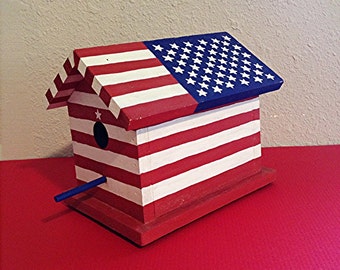 BIRDHOUSE -- One-of-a-Kind American Flag Birdhouse, Hand Painted in 1976 --Original Design, Unique Art Work!