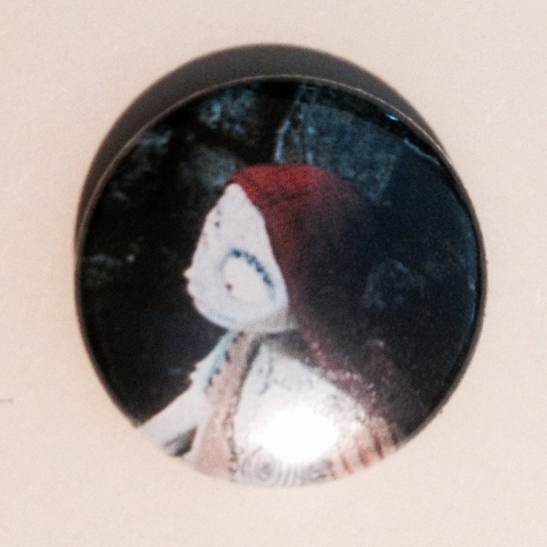 Cute Lithographed Pins from The Nightmare Before Christmas SALLY /& The MAYOR JACK Set of Three