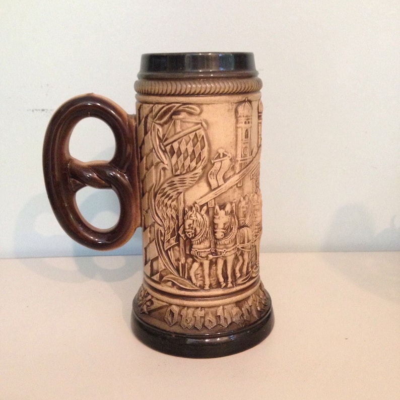 PretzelHandled Large German Beer Stein with Brewery Scene Etsy 日本