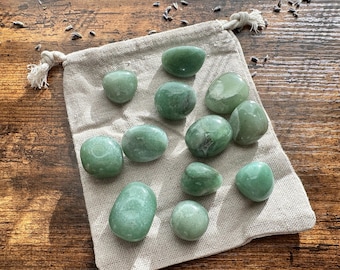 Healing Crystal - Green Aventurine (Luck + Growth) - Cosmic North
