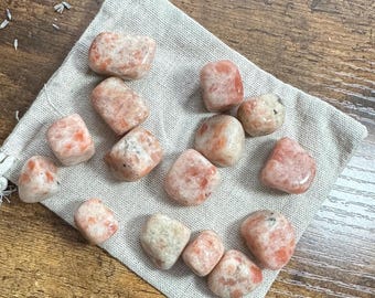 Healing Crystal - Sunstone (Joy + Radiance) - Cosmic North