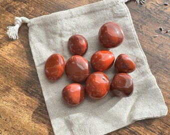 Healing Crystal - Red Jasper (Strength + Stability) - Cosmic North