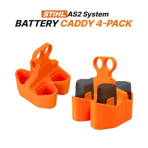 Op de afbeelding: Twee oranje accuhouders, elk ontworpen om meerdere batterijen te bevatten. De houders hebben een handvat en zijn voorzien van het label "STIHL AS2 System BATTERY CADDY 4-PACK". De batterijen zijn zwart en grijs.