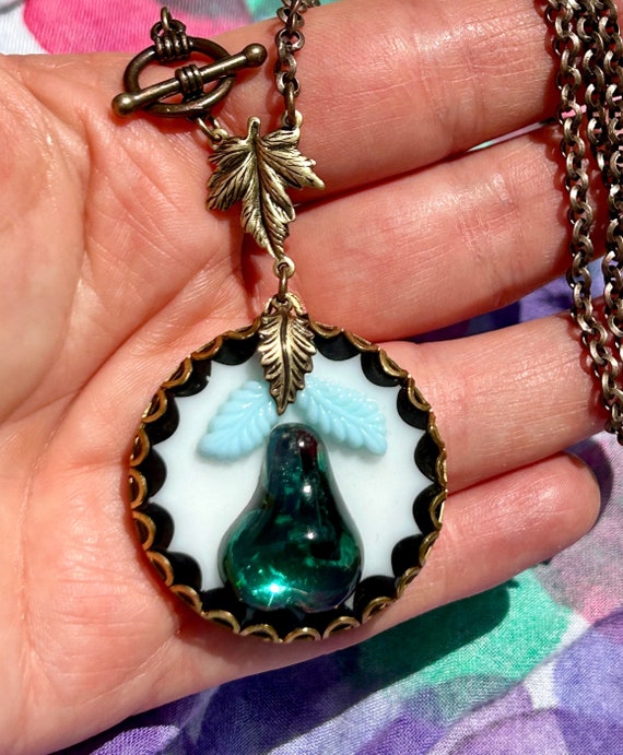 Collier De Perles De Verre Gris En Forme De Poire - Occasion Bon état