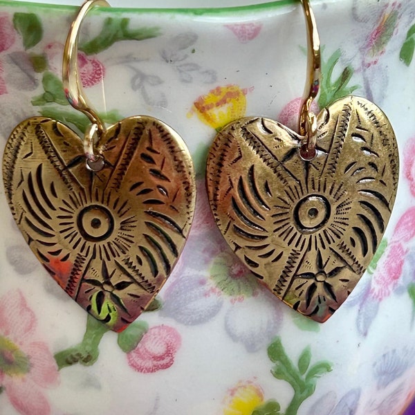 Etched tribal Victorian heart antique gold plated brass fun everyday earrings