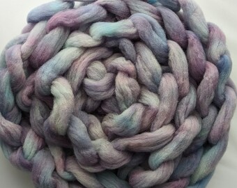 Wool Roving Babydoll Southdown / Alpaca for Spinning 4 Oz Combed Top  Pastel purple and aqua Fiber " Pastel Purple " (2 Available)