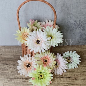 Faux Daisy | High Quality Artificial Flower | DIY | Floral | Wedding/Home Decoration | Gifts | Centerpieces