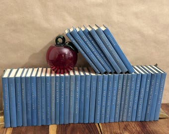 The Yale Shakespeare Series: Blue Book Titles Vintage