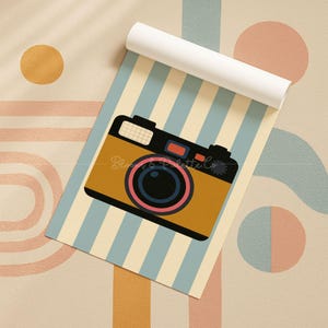 Maqueta de póster enrollado minimalista retro (PSD) – Impresión en tonos tierra cálidos – Diseño de objetos inteligentes – Formato DIN A3/A4 – Descarga instantánea