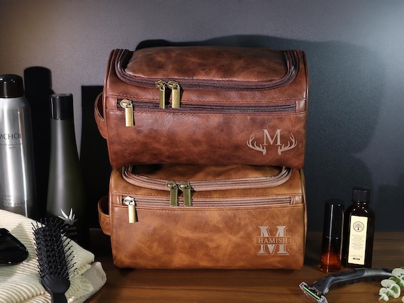 Personalized Men's Leather Toiletry Bag, Groomsmen Gifts, Dopp Kit Men's Leather Accessory, Christmas Gift for Men, Anniversary Gift for Him