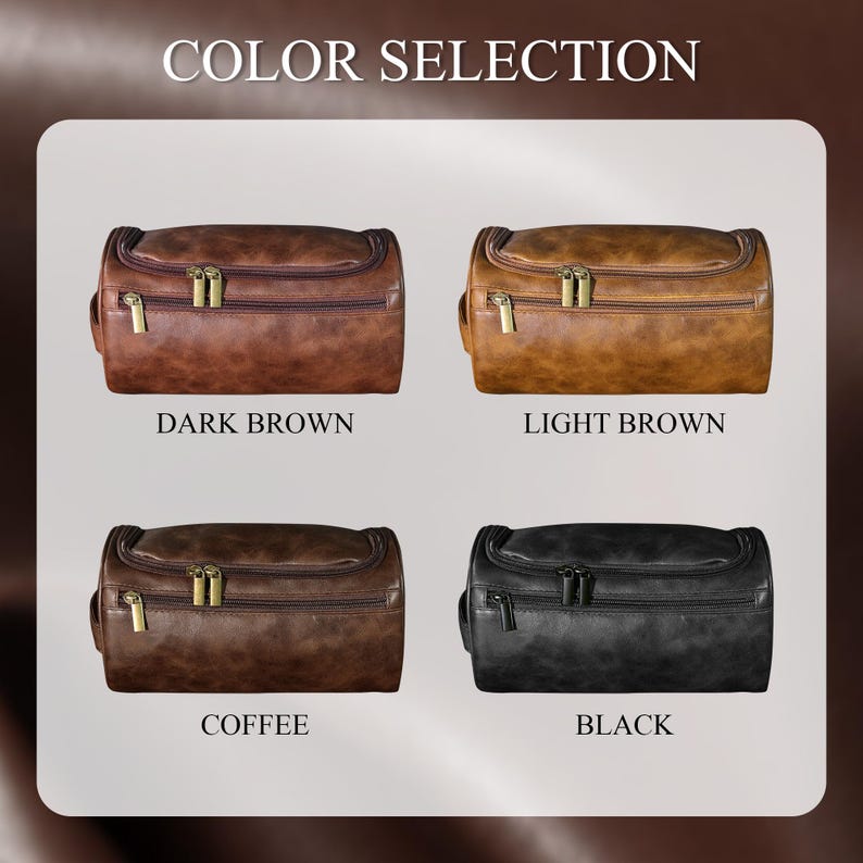 Op de afbeelding: Een afbeelding met vier leren toilettassen in verschillende kleuren: donkerbruin, lichtbruin, koffie en zwart. Elke tas heeft een ritssluiting en een handvat. De tekst "COLOR SELECTION" staat bovenaan.