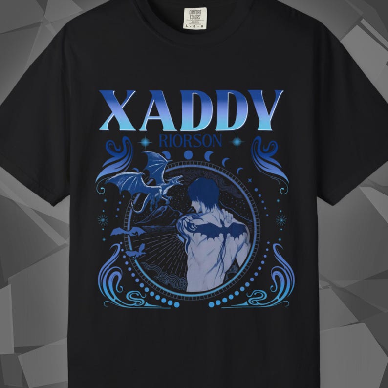 Comfort Colors unisex T-shirt featuring a Fourth Wing fantasy design inspired by the Empyrean Series. Premium quality 100% cotton shirt with a soft, relaxed fit, available in 3 colors and plus sizes. Bookish fantasy apparel inspired by Iron Flame, Onyx Storm, Basgiath War College, Dragon Riders, Fly or Die, and the Riders Quadrant, for fans of Violet Sorrengail, Xaden Riorson, and Rebecca Yarros.
