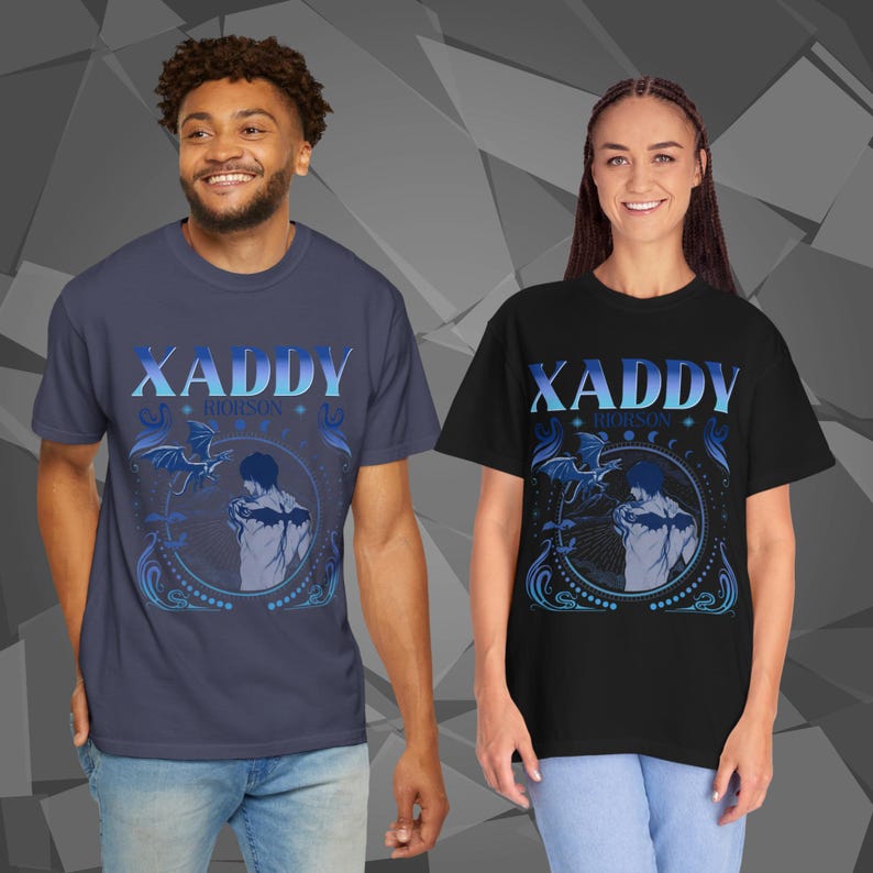 Comfort Colors unisex T-shirt featuring a Fourth Wing fantasy design inspired by the Empyrean Series. Premium quality 100% cotton shirt with a soft, relaxed fit, available in 3 colors and plus sizes. Bookish fantasy apparel inspired by Iron Flame, Onyx Storm, Basgiath War College, Dragon Riders, Fly or Die, and the Riders Quadrant, for fans of Violet Sorrengail, Xaden Riorson, and Rebecca Yarros.
