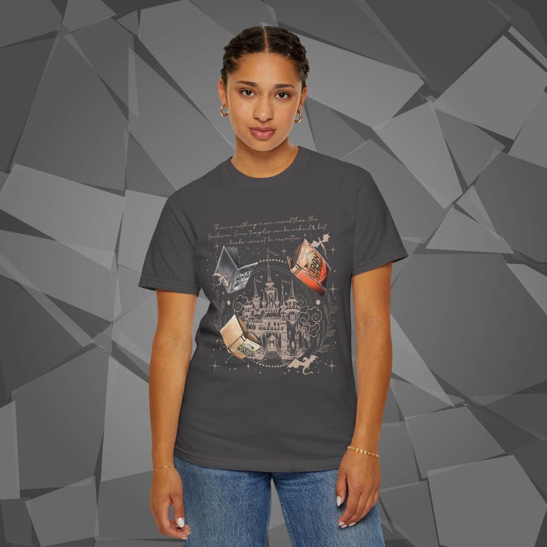 Comfort Colors unisex T-shirt featuring a Fourth Wing fantasy design inspired by the Empyrean Series. Premium quality 100% cotton shirt with a soft, relaxed fit, available in 14 colors and plus sizes. Bookish fantasy apparel inspired by Iron Flame, Onyx Storm, Basgiath War College, Dragon Riders, Fly or Die, and the Riders Quadrant, for fans of Violet Sorrengail, Xaden Riorson, and Rebecca Yarros.