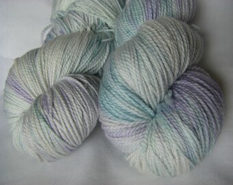 Ultrafin 17 microns Superwash Merino Luxury Fingering Super Soft - Fairy Wings
