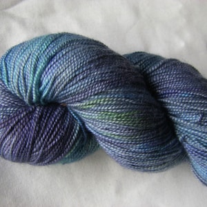 Superwash Merino Seide Fingering - Die Zehen eintauchen