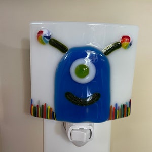 Happy Alien Night Light