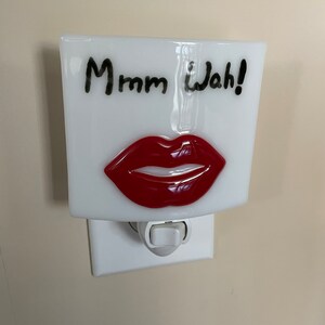 Big Kiss Night Light