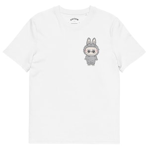 Camiseta Labubu Wrong: Linda camiseta de dibujos animados de Labubu el Monstruo / Regalos Labubu / Camiseta de Conejito Kawaii / Merchandising Labubu / Camiseta unisex con gráficos divertidos