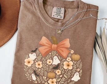 Maglietta di Halloween con zucca floreale Comfort Colors, maglietta con fiocco spettrale