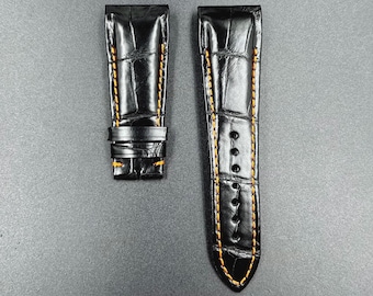 Handgefertigt aus schwarzem Alligator mit orangefarbenen Nähten für das FM Conquistador 8900/9900 Modell.