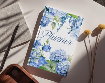 Agenda senza data: motivo botanico con ortensie blu (download in PDF nei formati A4, A5 e US Letter)