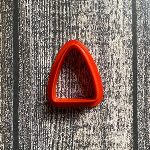 Rounded Triangle Cutter, Arrowhead Shape, Geometric Shape, Clay Cutter, Cookie Cutter, Fondant Cutter, 3D PLA Printed, Clay Popper