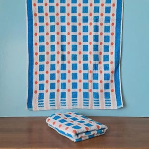 Vintage 70s 80s cotton terry towel