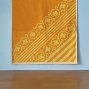 Vintage 70s 80s orange yellow cotton terry towel