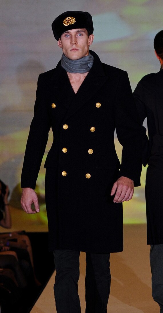 Vi navy peacoat dating