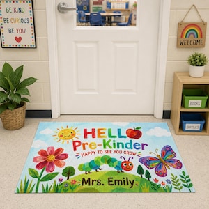 Tapis de porte personnalisé pour la classe de maternelle : Tapis d’enseignant personnalisé avec motif chenille aquarelle et nom