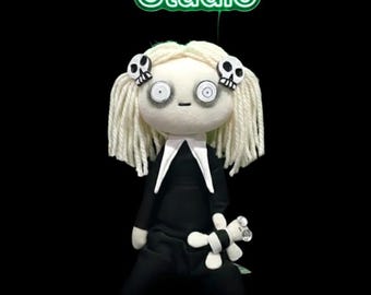 レノーア　ぬいぐるみ　アメコミ アンデッド少女レ 缶 レア かわいい死んだ少女をモチーフにしたラガマフィン人形「レノーア