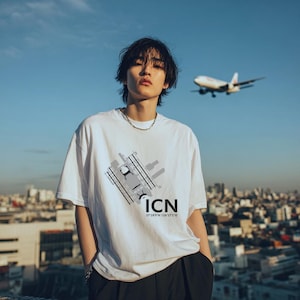 Oversized T-shirt ICN, Incheon Airport, Airport ICN T-shirt, Luchtvaartshirt, Pilotencadeau, Luchthavenkaart ICN, Luchthavenkaart Seoul