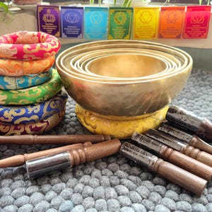 Tuned Matte Finish Singing Bowl Set of 7 – Handmade Himalayan Master Healing Bowls | Ideal for Meditation, Mindfulness & Yoga Practice Nepal