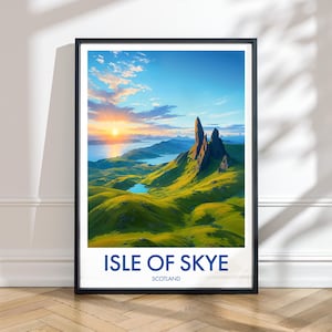 Stampa "Old Man of Storr" - Poster di viaggio illustrato dell'Isola di Skye, Scozia / Highlands scozzesi, Regno Unito. Decorazione murale, arte del tramonto, decorazione costiera.