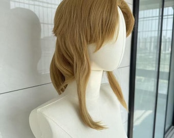 Peluca corta, dorada y con raya al medio para hombre: Un peinado dorado, esponjoso y con forma de cola de lobo, ideal para cosplay y como regalo para el Día de la Madre.