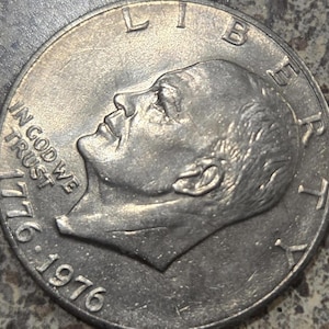 1976 USA VTG Collectible Dwight Eisenhower Liberty Bell Bicentennial Dollar Coin 1.00