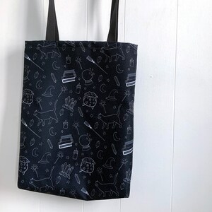 Black Cat Tote Bag, Witch Bag, Black And White Tote, Cat Bag, Witch Black Cat, Grocery Tote, Witch Gifts, Patterned Tote Bag, Cat Lover Gift