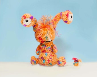 Cute Monster with baby Crochet Pattern: - Amigurumi - alien