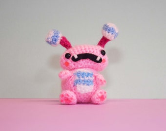 Little pink monster crochet pattern - amigurumi